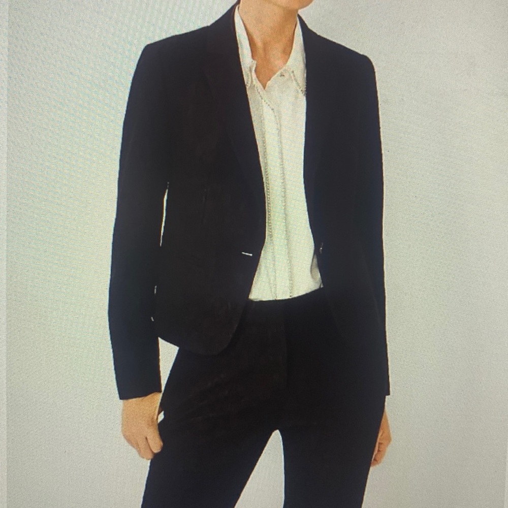 Ann Taylor Newbury blazer in lace. NWT.